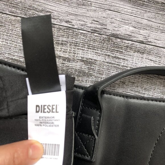 Diesel Black Logo Plaque Shoulder Bag - Picture 9 of 9